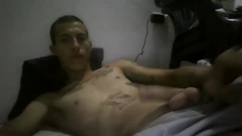 Snapshot of darjhon_m320 chatting on 16, 12, 2025 darjhon_m320 online show from 16, 12, 2025