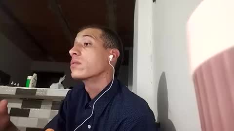 Snapshot of darjhon_m320 chatting on 18, 2, 2026 darjhon_m320 online show from 18, 2, 2026