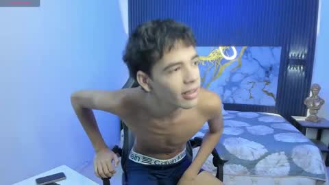 Snapshot of dark_desiree18 chatting on 9, 4, 2026 DARCK online show from 9, 4, 2026