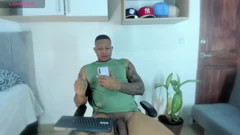 Snapshot of dark_dominion chatting on 11, 10, 2025 dark_dominion online show from 11, 10, 2025