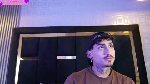 Snapshot of dark_eros_ chatting on 7, 4, 2026 Sr. Eros online show from 7, 4, 2026