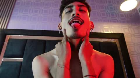 Snapshot of dark_eros_ chatting on 10, 4, 2026 Sr. Eros online show from 10, 4, 2026