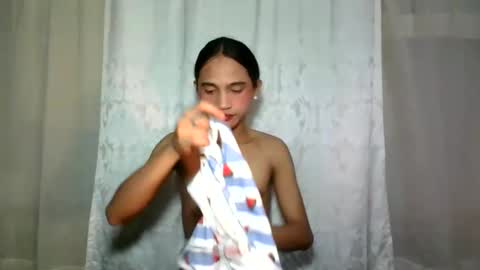 Snapshot of dark_hurohuro19 chatting on 11, 12, 2024 LIANNA online show from 11, 12, 2024