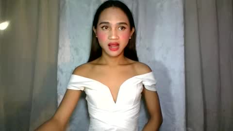 Snapshot of dark_hurohuro19 chatting on 5, 1, 2025 LIANNA online show from 5, 1, 2025