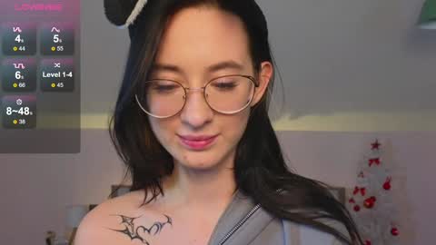 Lola online show from 23, 12, 2024