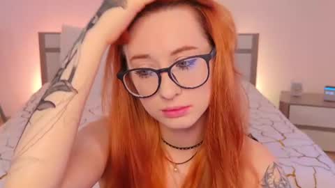 Snapshot of dark_lola_ chatting on 18, 6, 2026 Lola online show from 18, 6, 2026