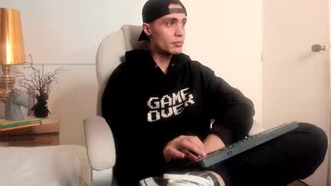 dark_sun333 online show from 18, 1, 2026