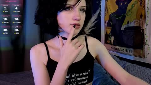Vamp  online show from 8, 2, 2025