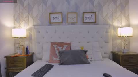 Snapshot of dark_velvet_ chatting on 20, 10, 2025 dark velvet online show from 20, 10, 2025