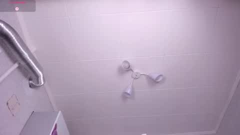 Snapshot of dark_willllow chatting on 14, 11, 2025 Alise online show from 14, 11, 2025