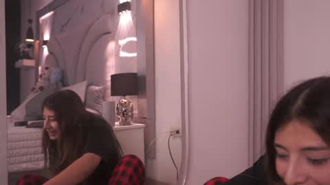 Snapshot of darkangelx_ chatting on 31, 3, 2026 Angel Darcy online show from 31, 3, 2026