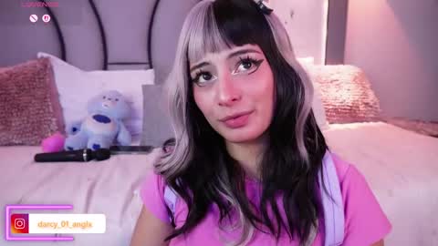 Snapshot of darkangelx_ chatting on 7, 5, 2026 Angel Darcy online show from 7, 5, 2026