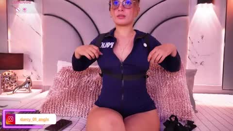 Snapshot of darkangelx_ chatting on 13, 5, 2026 Angel Darcy online show from 13, 5, 2026