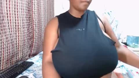 Snapshot of darkbusty chatting on 12, 1, 2025 DarkBusty online show from 12, 1, 2025