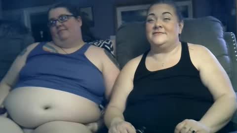 Snapshot of darkgoddess87 chatting on 16, 2, 2025 Sage Lane Gia Storm online show from 16, 2, 2025