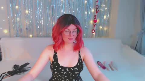 Kelly online show from 7, 12, 2024