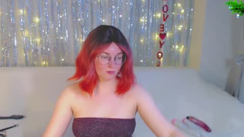 Kelly online show from 21, 12, 2024