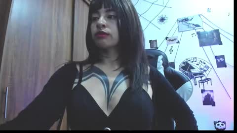 Snapshot of darkkittenuwu chatting on 17, 12, 2025 Hi Im Yuri independent modelhelp me get my 111 hands upuwu online show from 17, 12, 2025