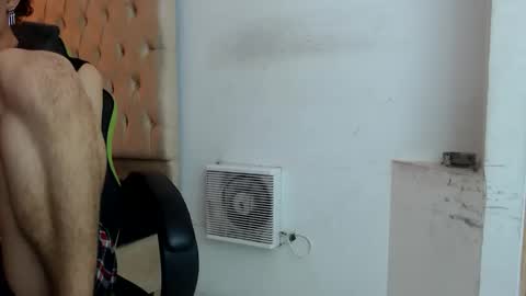 darkknightx01 online show from 9, 11, 2025