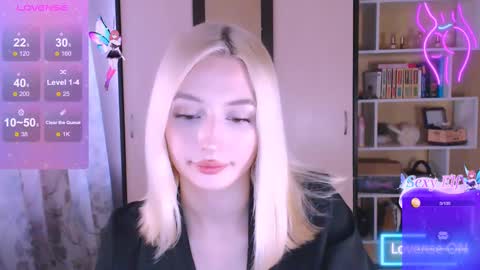 Snapshot of darklovebby chatting on 4, 3, 2025 Lana Jack and Tom online show from 4, 3, 2025