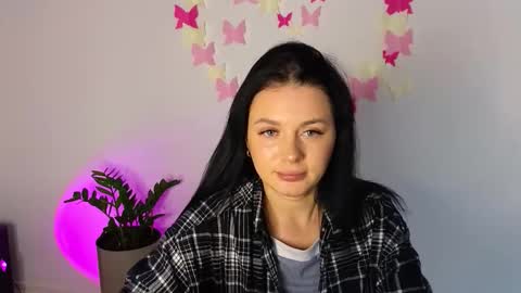 Snapshot of darkmichelle chatting on 6, 11, 2025 DarkMichelle online show from 6, 11, 2025