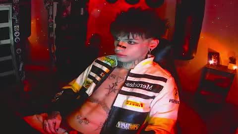 Snapshot of darkness_prince_x chatting on 5, 11, 2025 online show from 5, 11, 2025