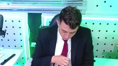 DARKO0717 online show from 19, 12, 2025