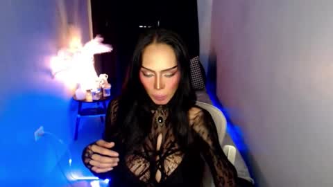 Snapshot of darksoul_mistress chatting on 3, 3, 2026 HAPPY BIRTHDAY MISTRESS MADRIANA online show from 3, 3, 2026