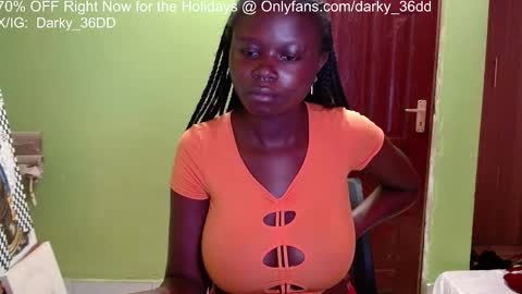 Snapshot of darky_36dd chatting on 12, 9, 2025 exclusive sexual content -- IGTwitterX darky 32dd online show from 12, 9, 2025