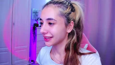 Belle online show from 22, 2, 2025