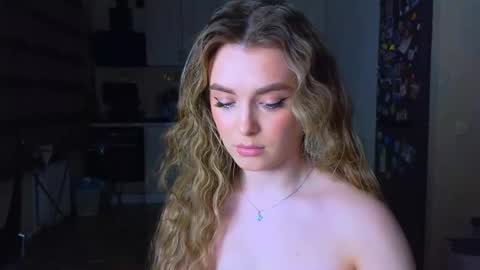 Snapshot of darlina_ryan chatting on 2, 3, 2026 Darlina online show from 2, 3, 2026