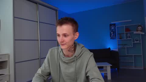 Snapshot of darling__oliver chatting on 12, 12, 2024 your lovely Oli online show from 12, 12, 2024