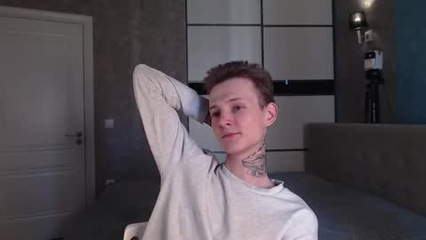 Snapshot of darling__oliver chatting on 1, 3, 2025 your lovely Oli online show from 1, 3, 2025