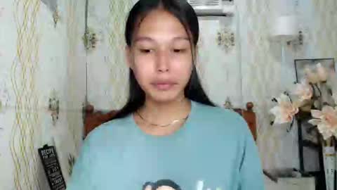 Snapshot of darling_sweetheartxx chatting on 17, 4, 2026 YOUR ATHENA online show from 17, 4, 2026