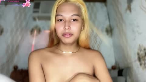 Snapshot of darling_sweetheartxx chatting on 5, 6, 2026 YOUR ATHENA online show from 5, 6, 2026
