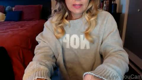 Snapshot of darlingd77 chatting on 30, 10, 2025 DarlingD online show from 30, 10, 2025