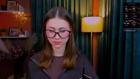 darly honey online show from 28, 4, 2026