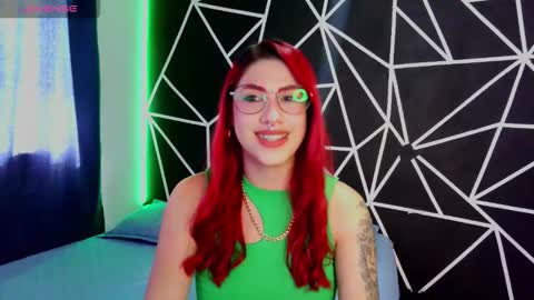 Snapshot of darlyhooper1_ chatting on 24, 9, 2025 Darlyhooper online show from 24, 9, 2025