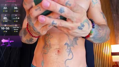 darwin_horny2 online show from 13, 4, 2026