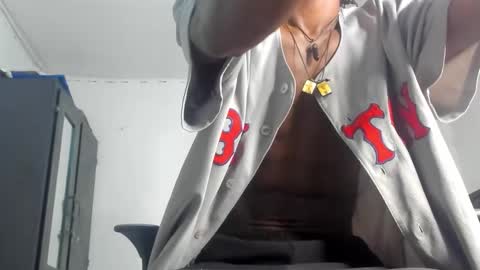 Snapshot of darwin_jhonson chatting on 6, 2, 2025 Darwin online show from 6, 2, 2025