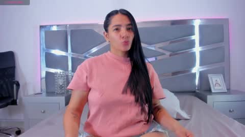 Snapshot of dashafoxxx chatting on 22, 1, 2025 Dasha Foxxx online show from 22, 1, 2025