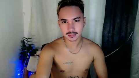 Snapshot of dave_cummers chatting on 28, 5, 2026 DAVE online show from 28, 5, 2026