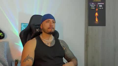 Snapshot of dave_max93 chatting on 22, 10, 2025 DAVE MAX online show from 22, 10, 2025