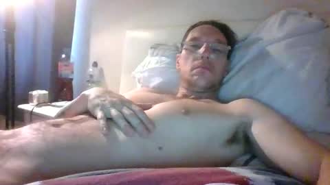 Davie L online show from 8, 12, 2024