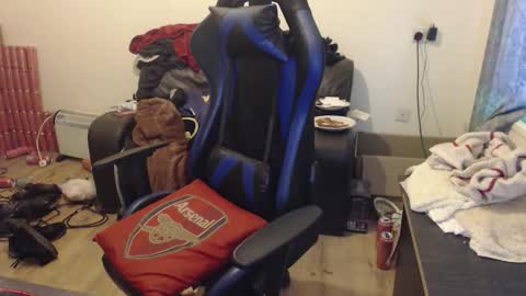 Snapshot of daver281197 chatting on 12, 1, 2026 dave online show from 12, 1, 2026