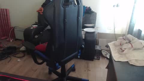 Snapshot of daver281197 chatting on 25, 2, 2026 dave online show from 25, 2, 2026