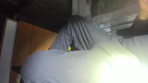 Snapshot of david089613 chatting on 9, 2, 2026 david089613 online show from 9, 2, 2026