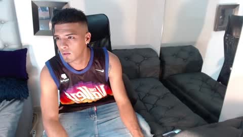 Snapshot of david_bandercock chatting on 22, 12, 2024 david_bandercock online show from 22, 12, 2024