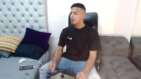 Snapshot of david_bandercock chatting on 29, 12, 2024 david_bandercock online show from 29, 12, 2024