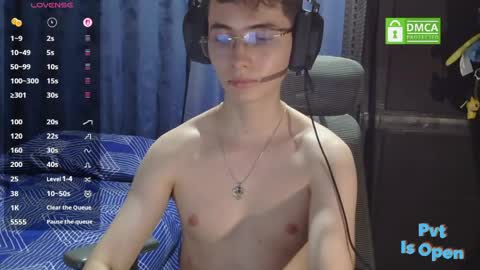 Snapshot of david_colombian chatting on 4, 6, 2026 ProgrammerBoy online show from 4, 6, 2026